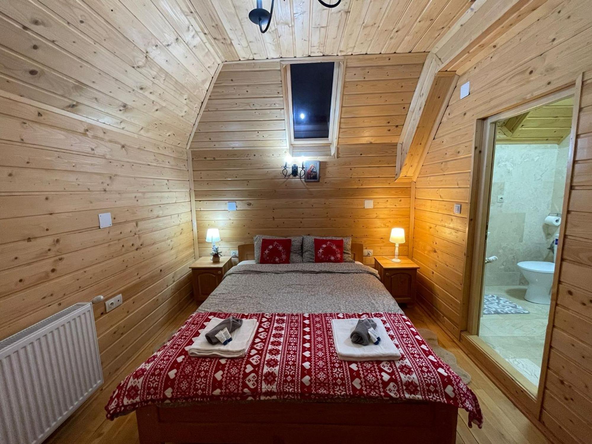 Casa Tudor Padis Buitenkant foto